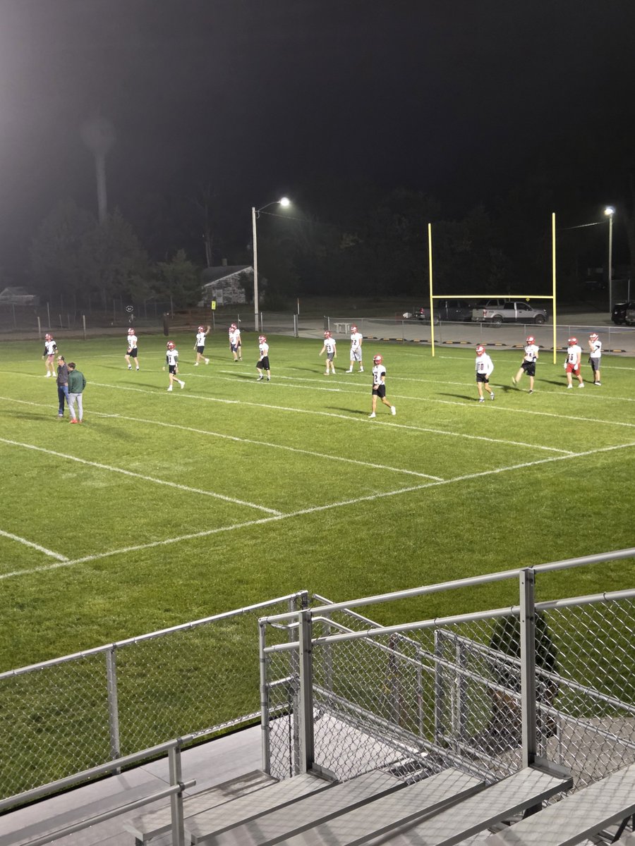 BradyEagleFB's tweet photo. I dont have the outfit like @WarriorsCoachK, but its a beautiful and blessed morning to have a 6am practice preparing for our 4th game! #SuccessisEarned #Lastplay https://t.co/NxyE03KcbS