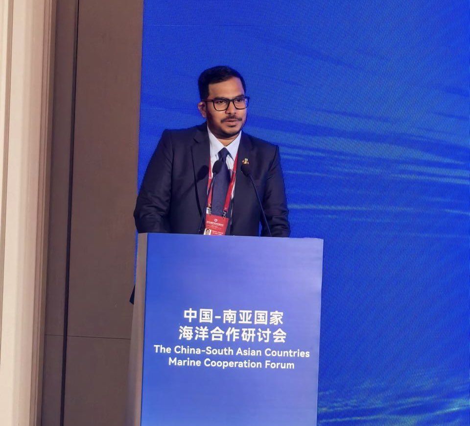 MoEnvmv's tweet photo. State Minister Mimrah and senior staff from the Maldives Meteorological Service attended the 2026 Global Ocean Development Forum held in Qingdao, China. The State Minister emphasized the importance of shared goals among coastal cities and countries in building resilience to a rapidly changing climate.