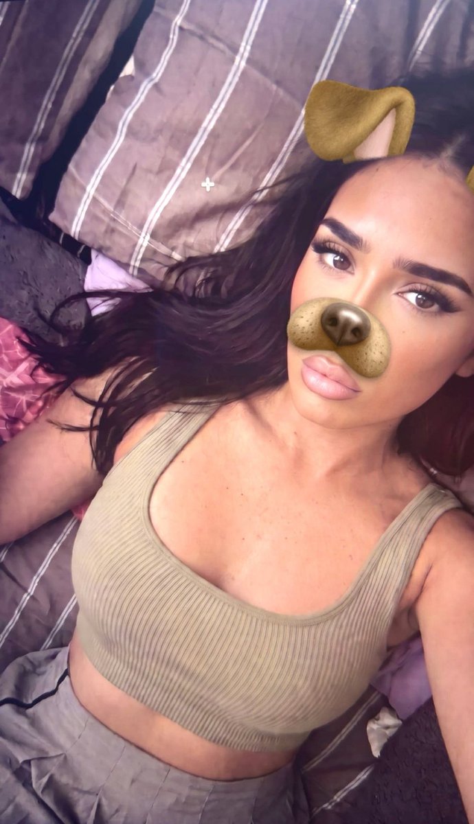 zeubinhoqj9m's tweet photo. OMGG‼️‼️ ALYCIA VIENT D’OUVRIR SON NOUVEAU CANAL TELEGRAM : https://t.co/ZzbVAYvWLB
#leak #alycia #tiktok #influenceuse 
Venez DM !!! https://t.co/0Vdky9jIqA