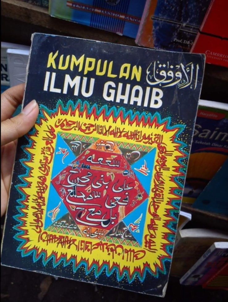 j0njuga's tweet photo. Ritual malam jumat
#malamjumat https://t.co/pp6gCK6nH1