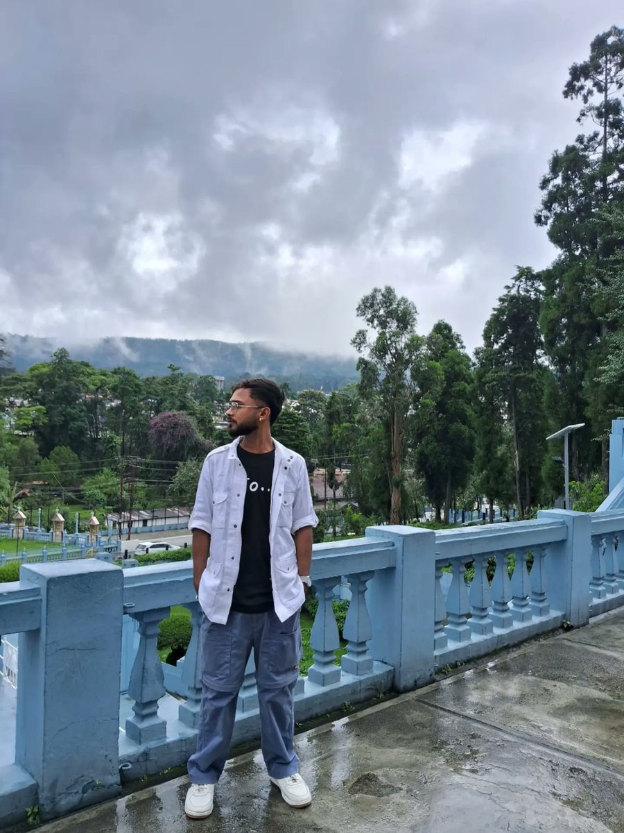 RudolphTayaj's tweet photo. Wandering through enchanted forests! View all comments https://t.co/xT3xlOAuan