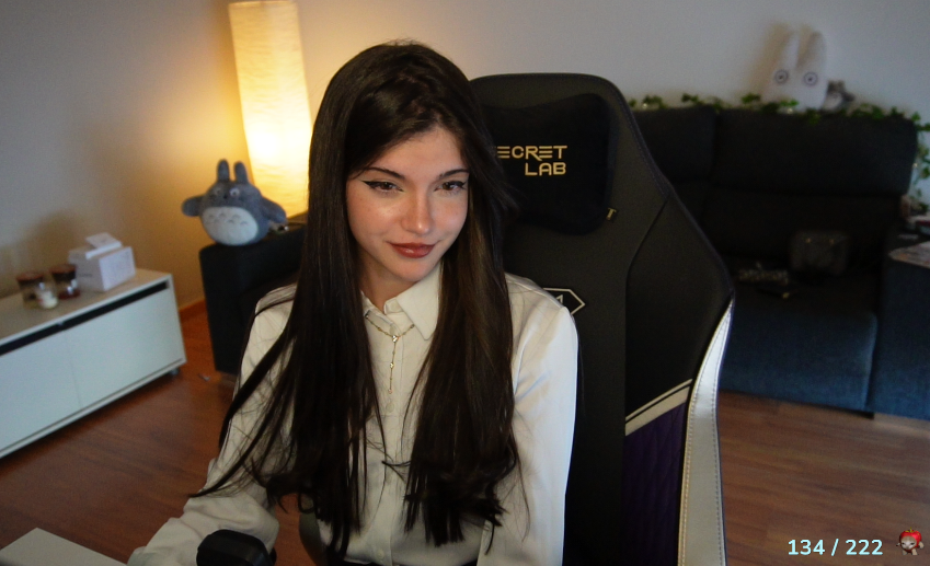 annikka_7's tweet photo. HOLAA 😳😳

🔴STREAM ON! 
https://t.co/aE1Z0oiWtw &amp; https://t.co/pEWdyH6iSb https://t.co/GI4PSfAvMZ