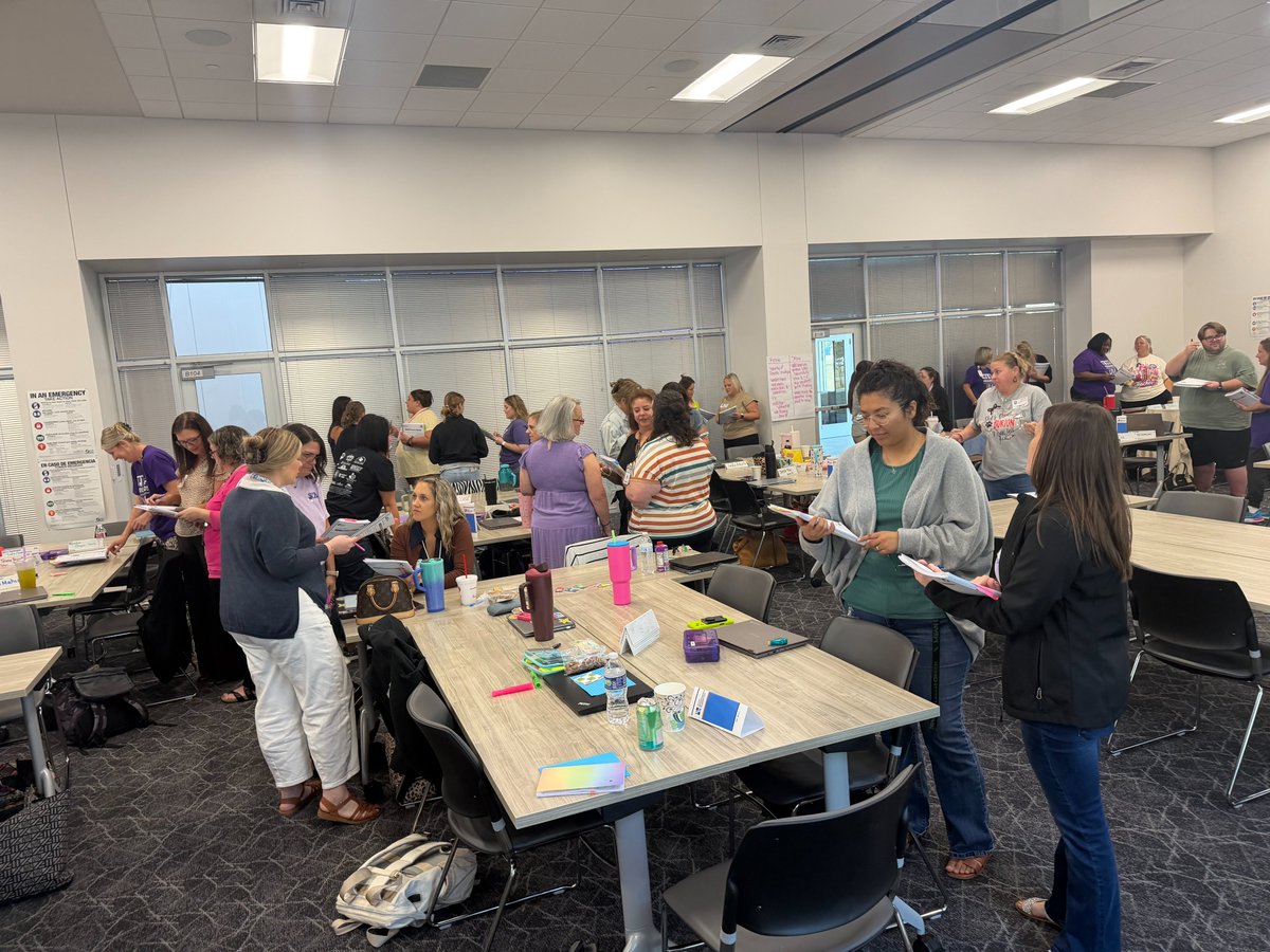 escregion6's tweet photo. We are so excited for our participants in this year's pilot of the Texas Math Academies! Our days were full of learning and collaboration. 12 districts joined us this year, and we are excited for the many more to come! https://t.co/BnDs2DDuMC https://t.co/hxbQW9asmu