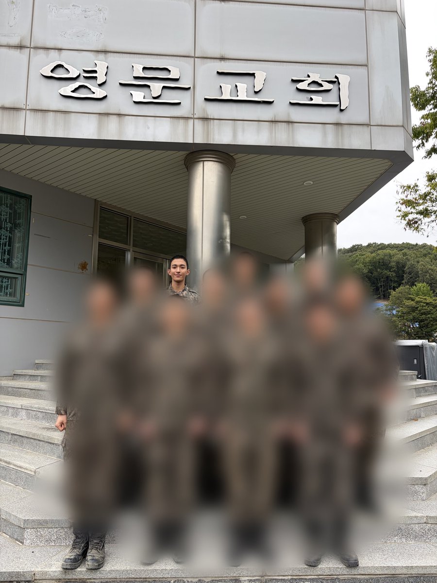 dkddani_'s tweet photo. 도겸이 사진 올라왔어 🥹😭
여전히 귀엽고 사랑스럽네 울 도겸이 ,, 보고싶었어 ! https://t.co/3pkT58jbLd