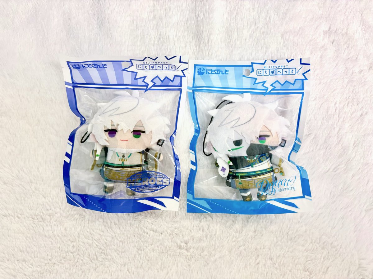 0_kznk's tweet photo. @tr79_ はじめまして、こんにちは
検索より失礼いたします。

当方画像の缶バッジ所持しております。全て合わせて900~1000+送料にてお引き取りいただくことは可能でしょうか？また、2~3枚目でお求めのものはございませんか？定価⬇️でのお譲り可能です。

ご検討いただけますと幸いです。 https://t.co/RkBEjlHZJK