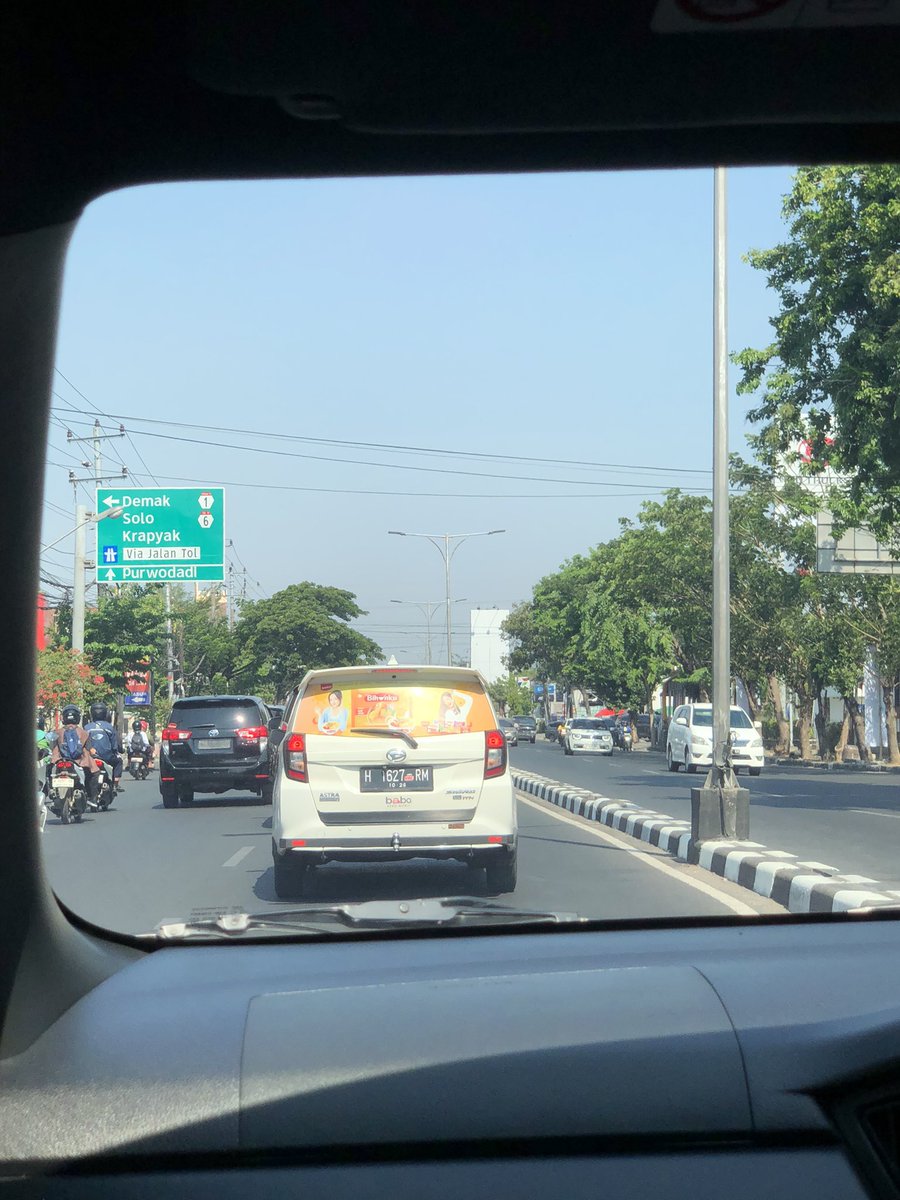 l0vedaddy's tweet photo. knpa smg panas nya minta ampun😭 bikin bete https://t.co/8oqBaDBChk