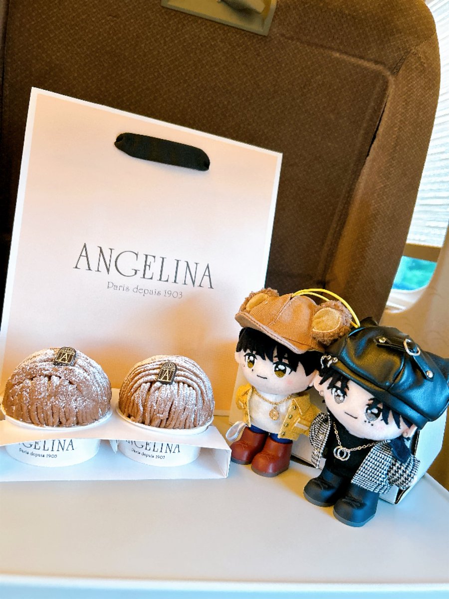 keds1015's tweet photo. アンジェリーナのモンブランようやく食べれた‼️
西くんが柾哉にホワイトデーにプレゼントした特別なモンブラン味わえて最高っした‼️✨
ブラックコーヒーとポテチをお供にすると尚美味し😋✨
東京🗼にまた直ぐ行ってINIに会いたいよ〜〜〜〜‼️💦😭 https://t.co/0R1QdLHkT9