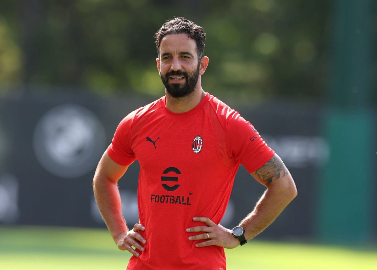 Jonesoniano's tweet photo. IO STO CON RUBÉN AMORIM,
E DICO NO ALL’ESONERO
@acmilan non fate questo gravissimo errore, ve ne pentireste amaramente.
#amorim #iostoconamorim #ruben https://t.co/WgcR0jK8BR