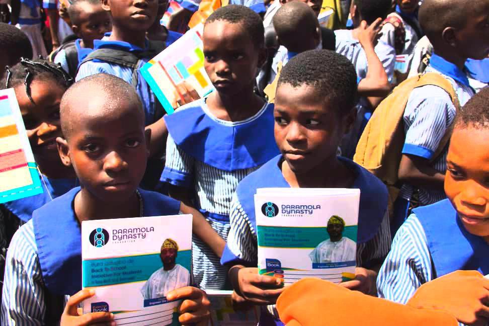 dd_foundation_'s tweet photo. Education remains one of the most powerful investments in any community.

#DDF #DaramolaDynastyFoundation #QualityEducation #EducationForAll #SDG4 https://t.co/HBobgRtUuy