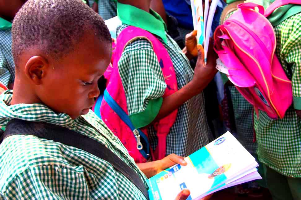 dd_foundation_'s tweet photo. Education remains one of the most powerful investments in any community.

#DDF #DaramolaDynastyFoundation #QualityEducation #EducationForAll #SDG4 https://t.co/HBobgRtUuy