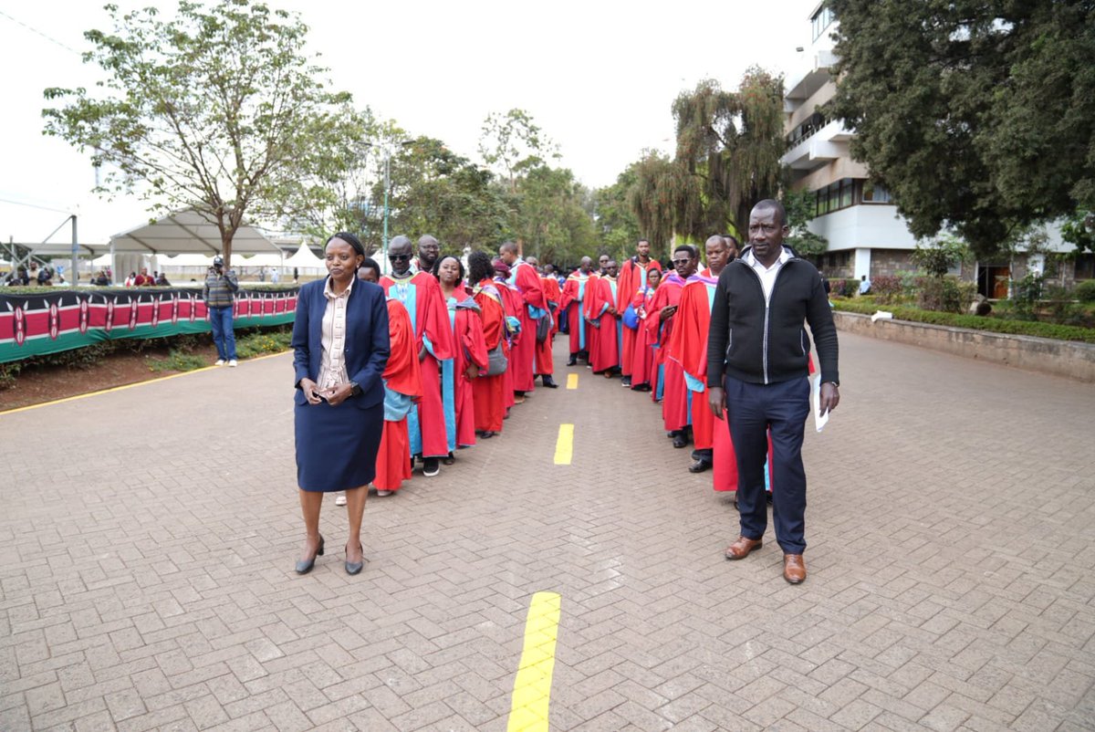 JulietMadi12970's tweet photo. 🎓✨The graduation fever is officially on!
Rehearsals are ongoing at the graduation square🥳🥳🎉
#UoN75thGraduation #UoNClassOf2026 https://t.co/Gkm0JW1nBU