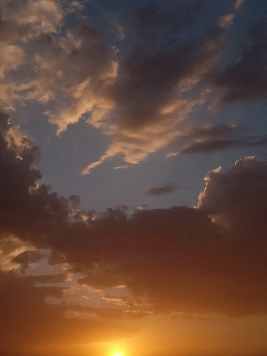 Ahh__800's tweet photo. https://t.co/r2kAwcQKzS