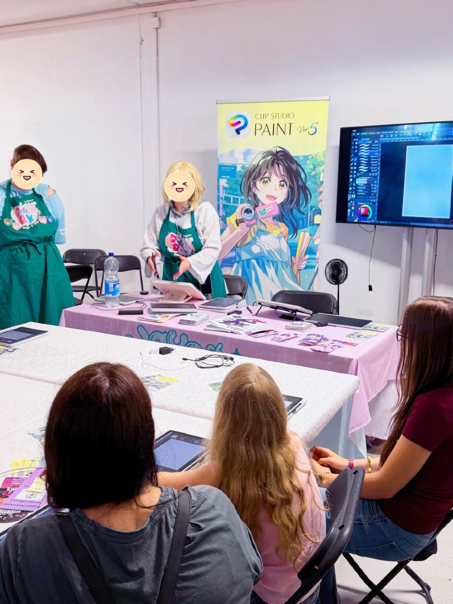 clipstudiopaint's tweet photo. Clip Studio Paint joined Geekworld in Germany! ✨

Creator Yayachan hosted an interactive drawing workshop at our booth. Attendees got hands-on experience with Clip Studio Paint, and we hope it inspired everyone to keep exploring the joy of drawing! https://t.co/9CDbrkYkfk