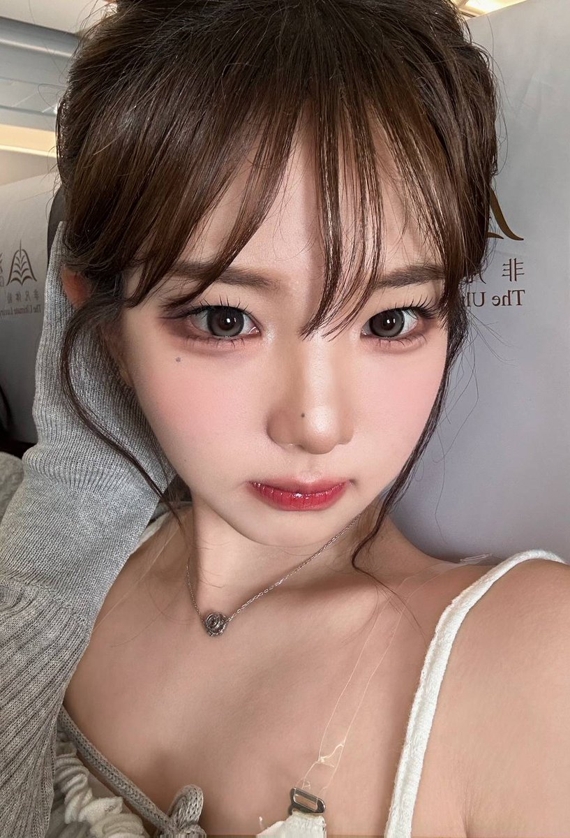 loha165000's tweet photo. 韓国人を思う存分利用してくださる日本人の方はいらっしゃいますか？ kpopの推しと友達を思う存分奪ってください
#崇韓 #韓女 #おなぺ #オナペ #jntr #崇日 https://t.co/Tms1YxMwj2