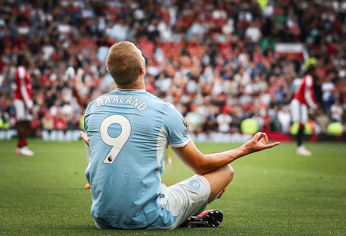 CITY_CITY_CTID's tweet photo. To be honest, you... Yes YOU🫵
You have been conditioned to think that what Erling Haaland has done is average. He deserves to be a #BallonDor Winner. 
#HaalandBallonDor2026
#Haalandforballondor
#Haalandor
#HaalandBallonDor https://t.co/FV8htU3z8R