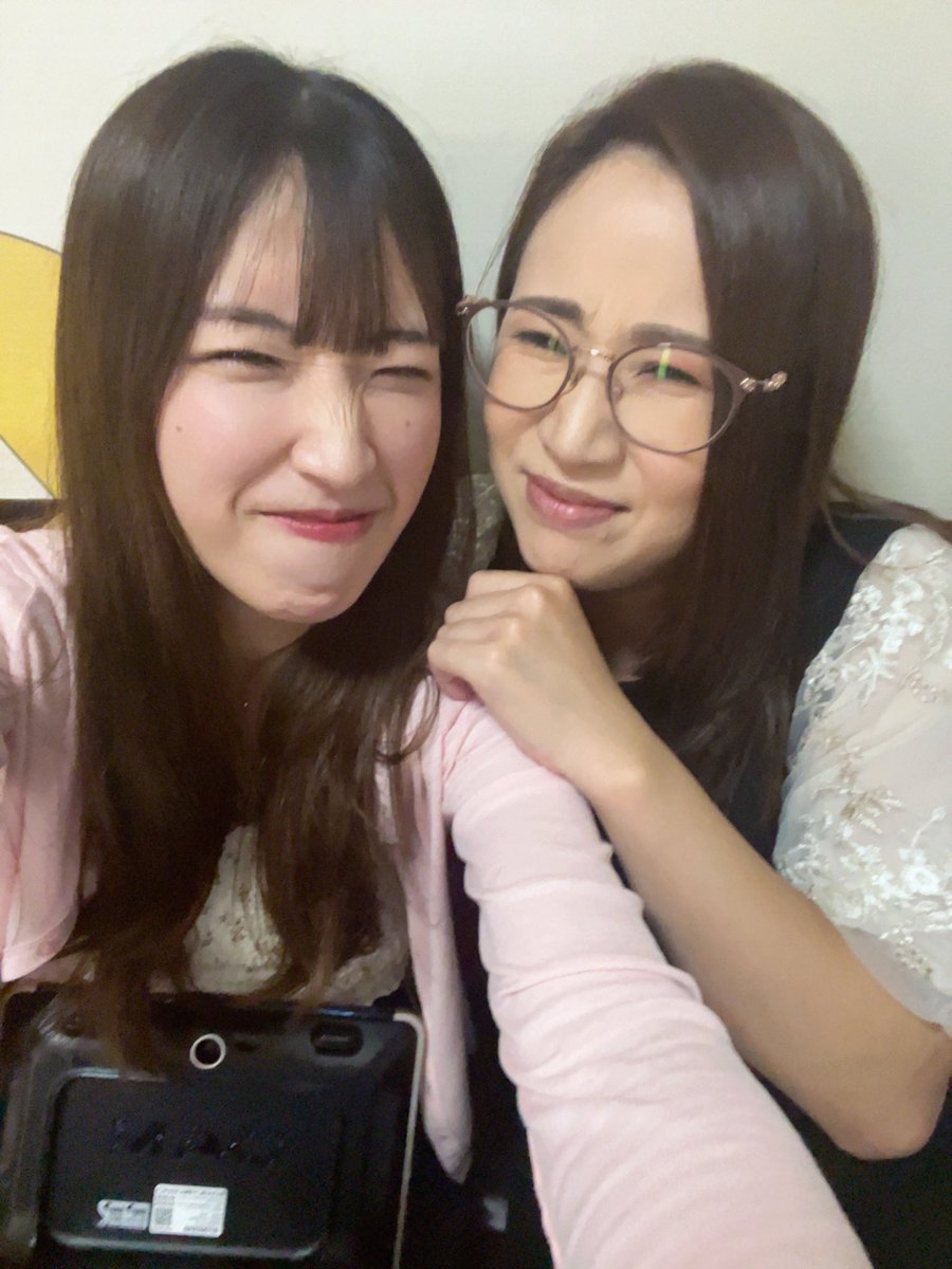 1anir1's tweet photo. わたが気に入ってるこの顔をレクチャーしました。 https://t.co/lhXGUX6k5p