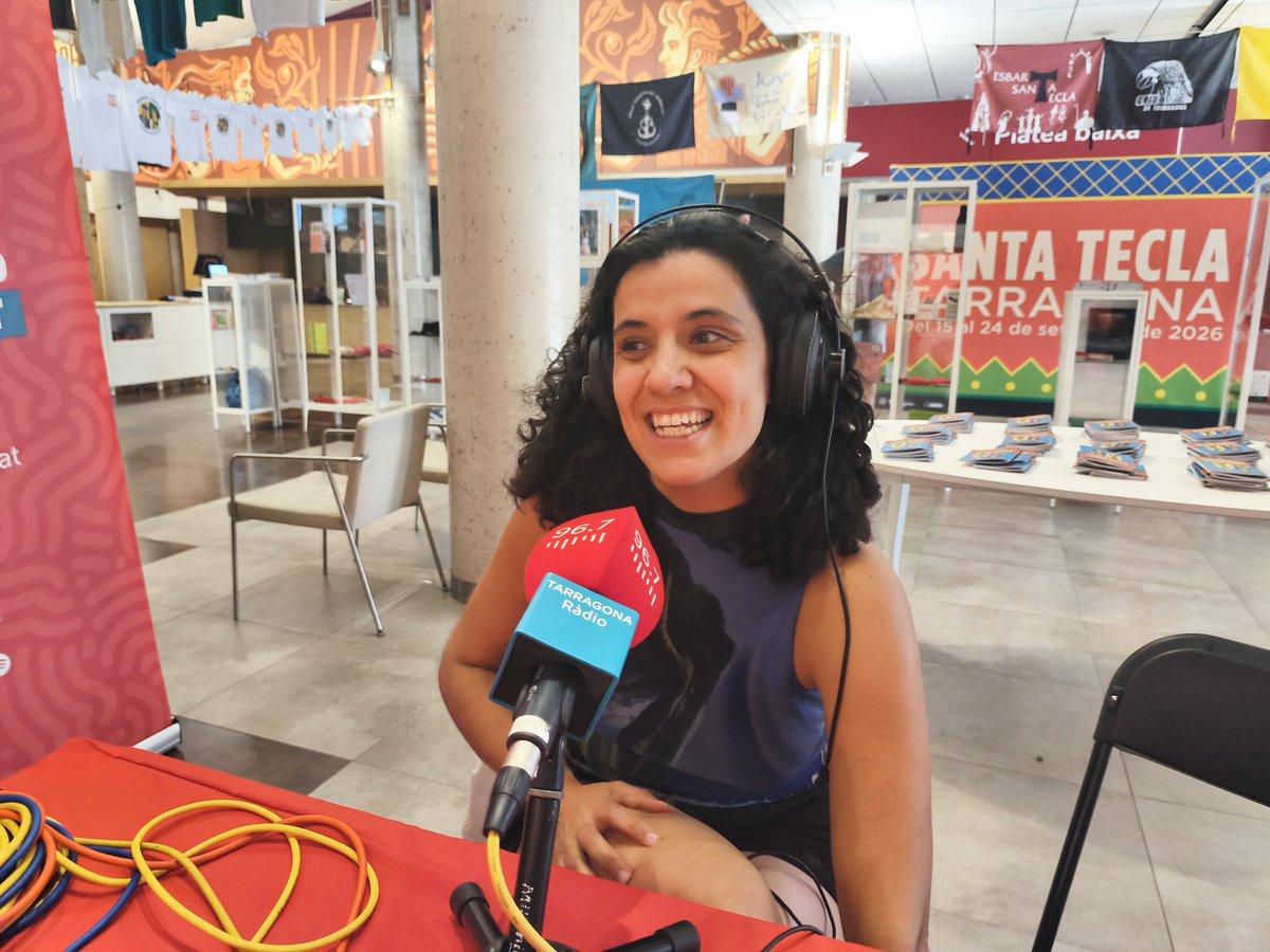 tarragonaradio's tweet photo. @estecla_tgn @SantaTeclaTGN No podia faltar el ball parlat de la Sebastiana del Castillo, de la @MulassaTgn 🎭 En parlem amb l'actriu Neus Pàmies. 
Divendres, dia 18, (a les 20 h i 22:30 h) a les Cols. 
🎧🎤 En directe per @tarragonaradio
@SantaTeclaTGN https://t.co/Gs2Ad3fr2D