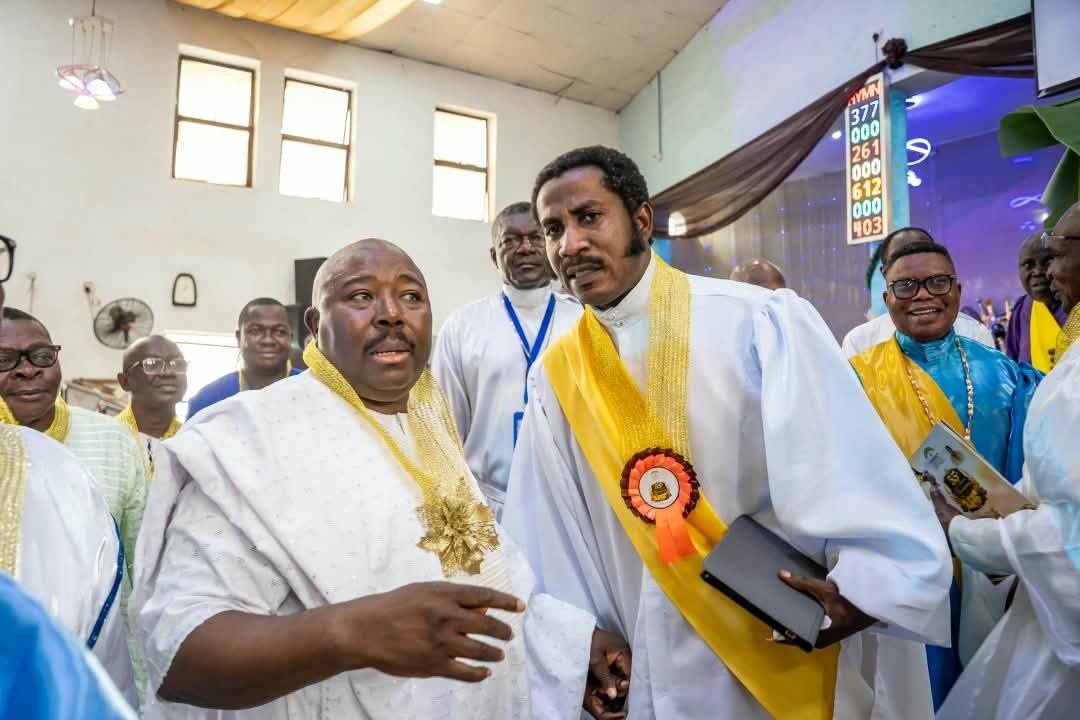 YouthConnec's tweet photo. COMMUNITY. CONNECTION. CONVERSATION.

From the mosque to the church and other public spaces, engaging with people remains an important part of understanding the communities that make up Oyo.

The conversation about Oyo’s future includes everyone.

#BSA2027 #OyoAHEAD #ÌtayoÒyó https://t.co/cJtXIXRTIn