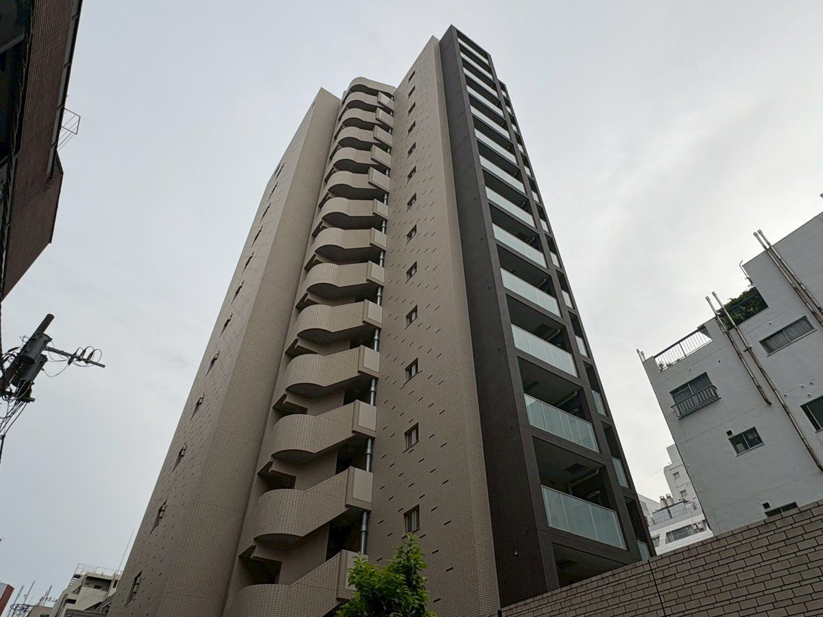 iispec_jp's tweet photo. こちら入居者が退去前に新しい
次の入居者が決まり、
賃貸借契約締結し募集終了しました。
ご協力頂きました不動産会社様
ありがとうございました。
#ルジェンテ新宿御苑前 #賃貸借契約 https://t.co/o3tPSvdzyX