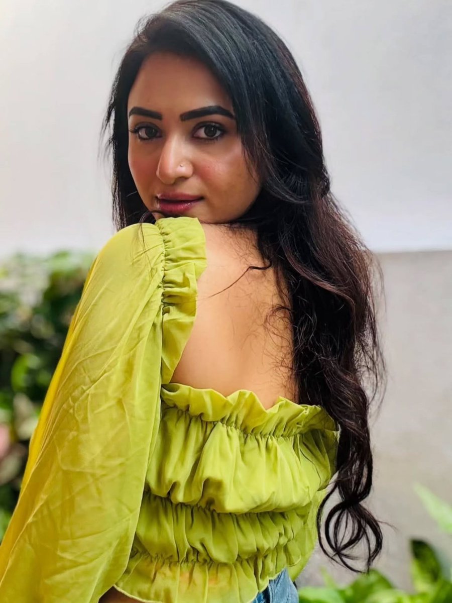KKMu1w's tweet photo. Janani Ashok Kumar🥰❤️
#Jananiashokkumar #jananiashok #janani https://t.co/gsC8yUb1tb