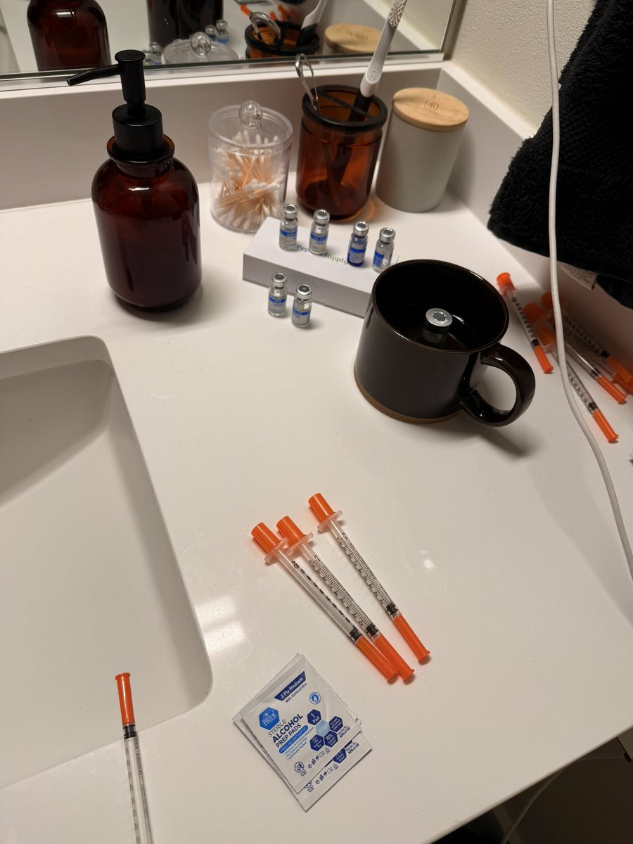 primelpeptides's tweet photo. Gm. Test and Peps. https://t.co/zUBeNt0QtV