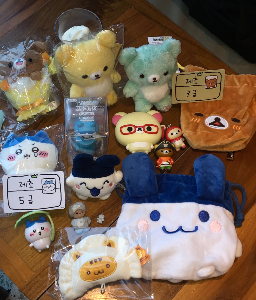dbalslxz's tweet photo. 곰 고양이 토끼 해달 다람쥐 그리고 서짱이의 만남 넘 기쁘다
ʕ •̀ᴥ•́ ʔ 👉👈 https://t.co/bCJjo0p0T7