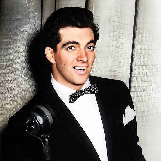 tldonpop's tweet photo. Frankie Vaughan (71) passed away from heart failure, 27 years ago today.
He starred alongside Marilyn Monroe in "Let's Make Love (1960). https://t.co/TrxfkUDYdH