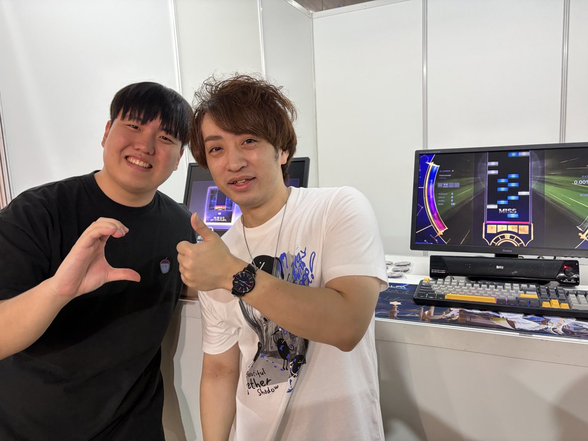 dolce_iwate's tweet photo. KALPAのブース行ったらJakadsくんいた！！！！！笑 https://t.co/jJi3Yd3ws5