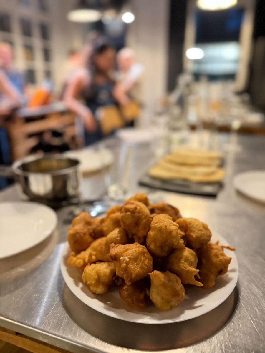 GaryMoerkenf's tweet photo. Greek cooking masterclass: what a joy to cook as a team under chef @michael_lucia’s guidance, then devour it all. https://t.co/nwiMGjPqPt