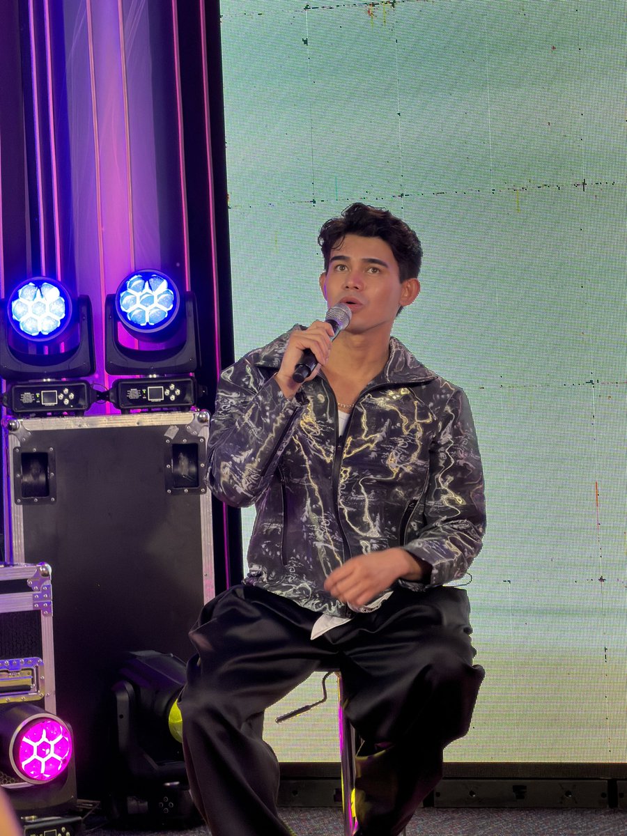 cornerstone_ofc's tweet photo. Inigo Pascual is set to unveil an early look at the music video for “Pagdating ng Panahon” at today’s MV Preview and MediaCon! 🤩

PRE-SAVE HERE: https://t.co/C3Rk4I2SjM

#InigoPascual
#CornerstoneArtist https://t.co/mD1cf7rg5f