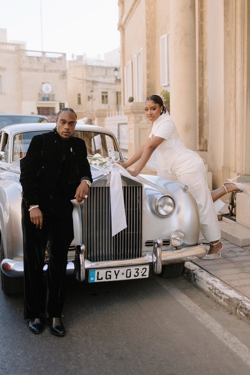 izzlax's tweet photo. Mr and Mrs Afo ❤️ https://t.co/0zz30moHWR