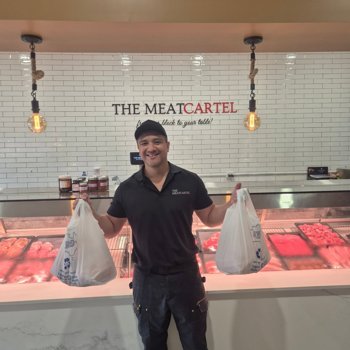 JustineScheurer's tweet photo. Community support at its best! Huge thanks to The Meat Cartel for donating beef sausages for our Bunnings BBQ at Marsden Park tomorrow, 28 Feb. Every sausage sold helps support kids with cancer and their families. https://t.co/xAudd5aOX4