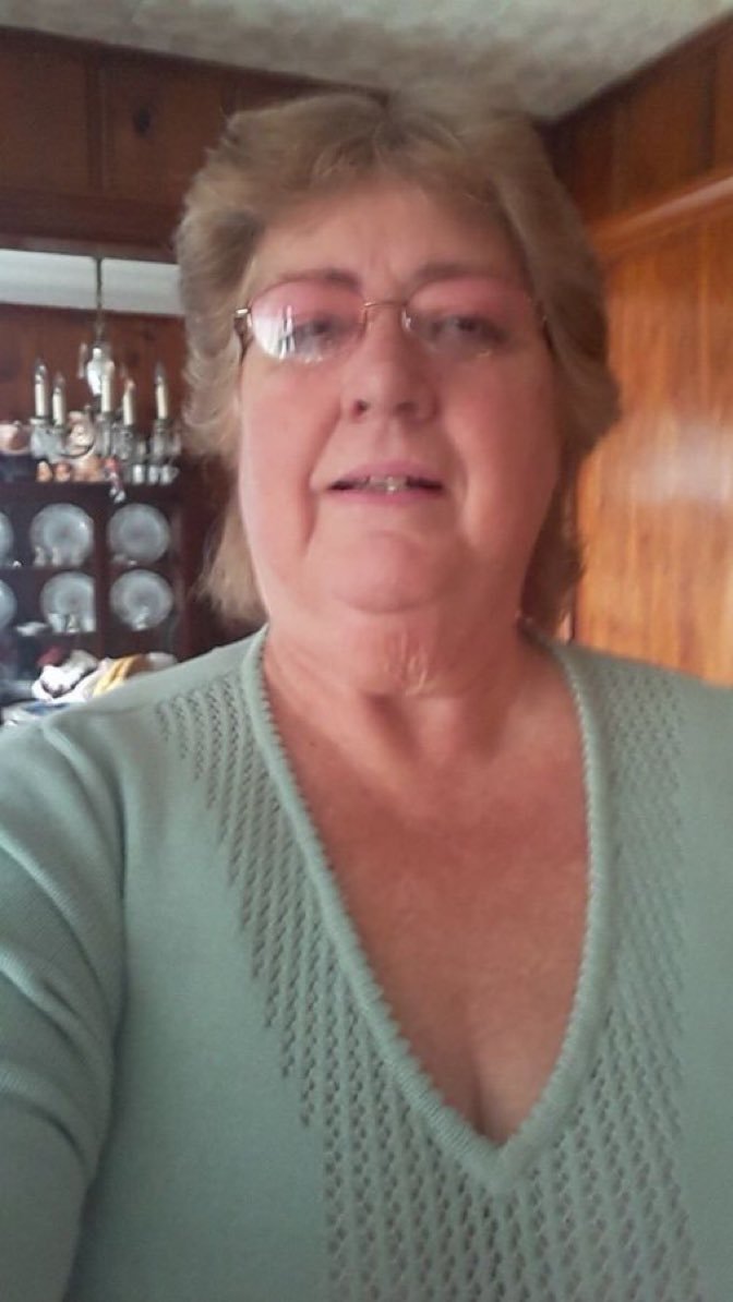 hikujamm's tweet photo. be honest do you like older women? 
 i’m 71 y old from New York, single and you? https://t.co/fUf9OVjsoe