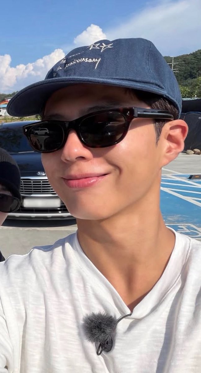 bogumsuni_24's tweet photo. 박보검 일상짤 내가 제일 조아해🤍🩵
구르미 10주년 여행샷📸

#박보검 #parkbogum
#구르미그린달빛 #구르미다시그린달빛 https://t.co/gnbFF1c0F3
