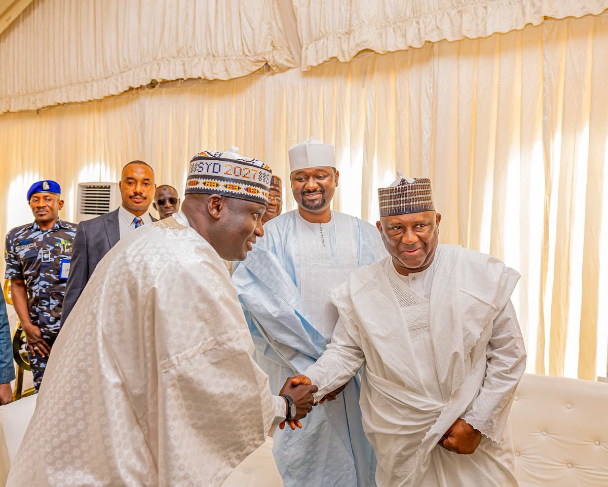 SalihuDanlad's tweet photo. Privileged to have been part of the dignitaries that honoured our Governor, leader and mentor, Mallam @RealAARahman CON as he was officially turbaned as the Sardauna of Ilorin Emirate by the Emir of Ilorin, Dr Ibrahim Sulu-Gambari CFR. Our President, @officialABAT GCFR, represented by his Vice, Senator @KashimSM GCON, led Governors and other top government functionaries from within, the Ivorian Vice President led eminent guests from outside, and Alhaji @asr_rabiu CFR, CON led others from the business world to witness the historic occasion and celebrate with the AbdulRazaq family and the people of Ilorin and Kwara state.

Just before that, we joined Vice President Shettima to commission two of the signature projects of Gov AbdulRazaq - the iconic Garment Factory, which has the capacity to hire 4000 people, and the multi-storey Revenue House, one of the mighty and imposing structures in the country. With this and many others to come, Gov AbdulRazaq has successfully made Kwara a one-stop hub in the North Central and indeed Nigeria as a whole.

SYD.