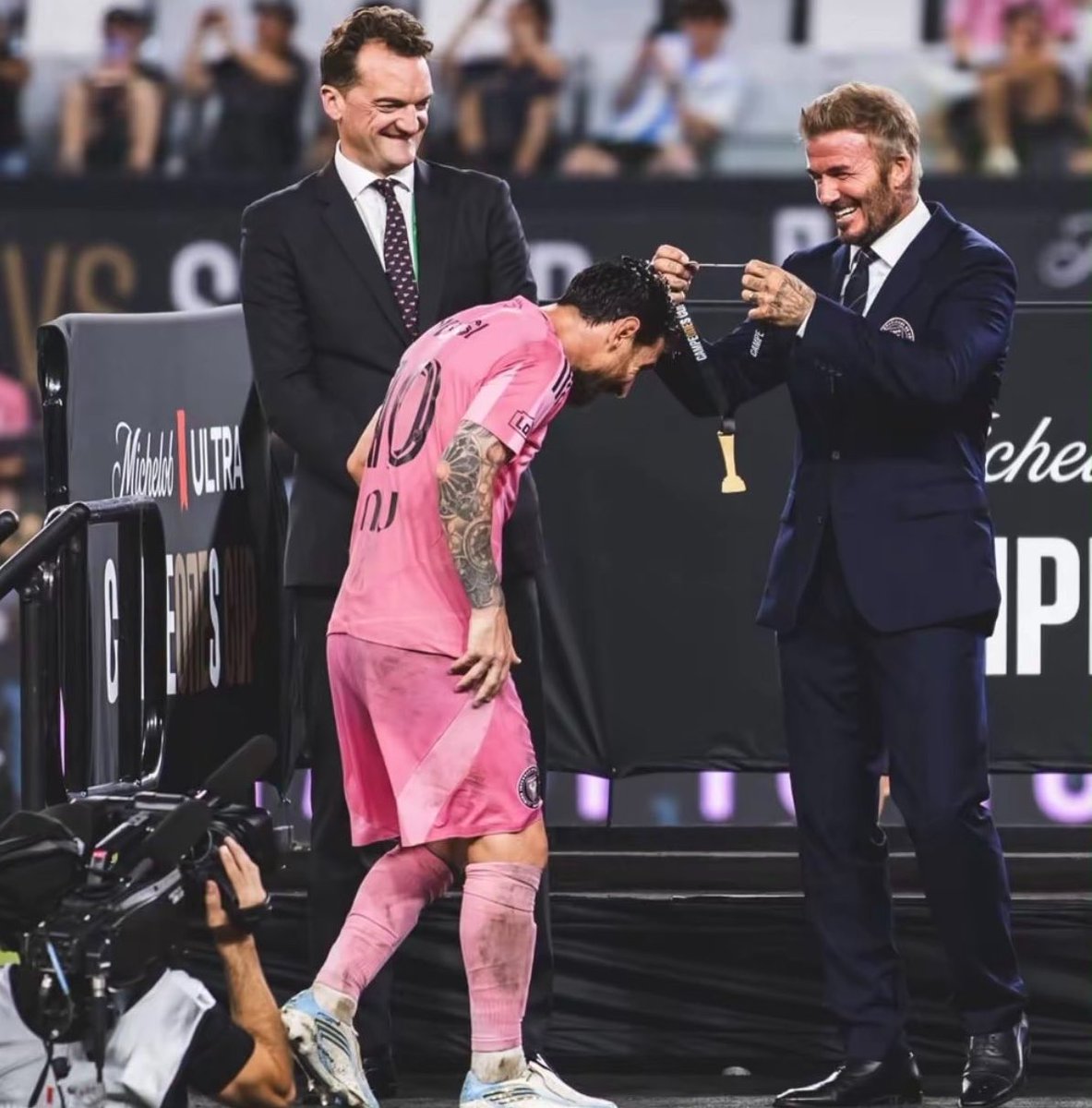 Tobs_fc's tweet photo. I saw him recieve a loser medal with a smile on his face 
I saw him recieve a winner medal with a smile on his face

You cannot break him. The greatest of all time. 🥹❤️ https://t.co/NJaYck27Nd