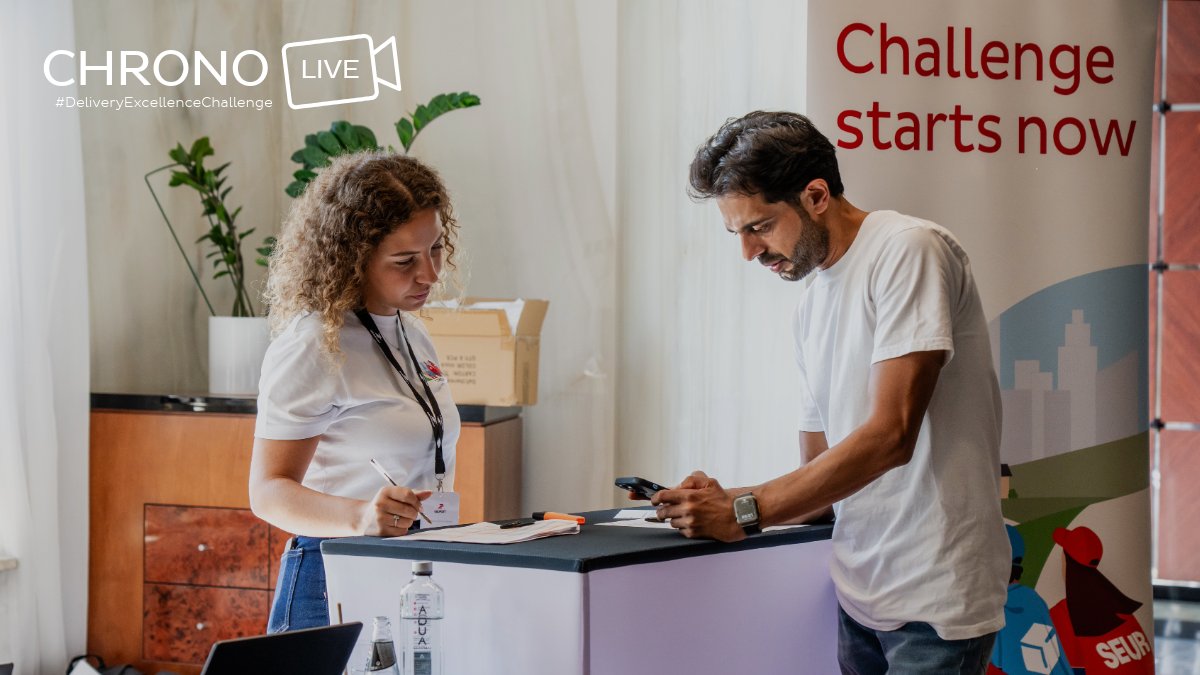 Chronopost's tweet photo. Aujourd’hui se déroule le #DeliveryExcellenceChallenge de @Geopost_news à Varsovie en Pologne !
🌍 Venus des quatre coins du monde, Portugal, Brésil, Angleterre, Croatie, France et même d’Afrique du sud, 2️⃣4️⃣ chauffeurs d’exception s’affrontent autour de 5️⃣ piliers de la livraison !
Parmi eux, Stéphane, élu🏆#BestDriverChronopost2026 France, défend fièrement nos couleurs ! 💙
Alors bonne chance à lui, à eux et que le meilleur des meilleurs gagne ! 🏁
Envie de suivre cette journée ? 👉 #DeliveryExcellenceChallenge !