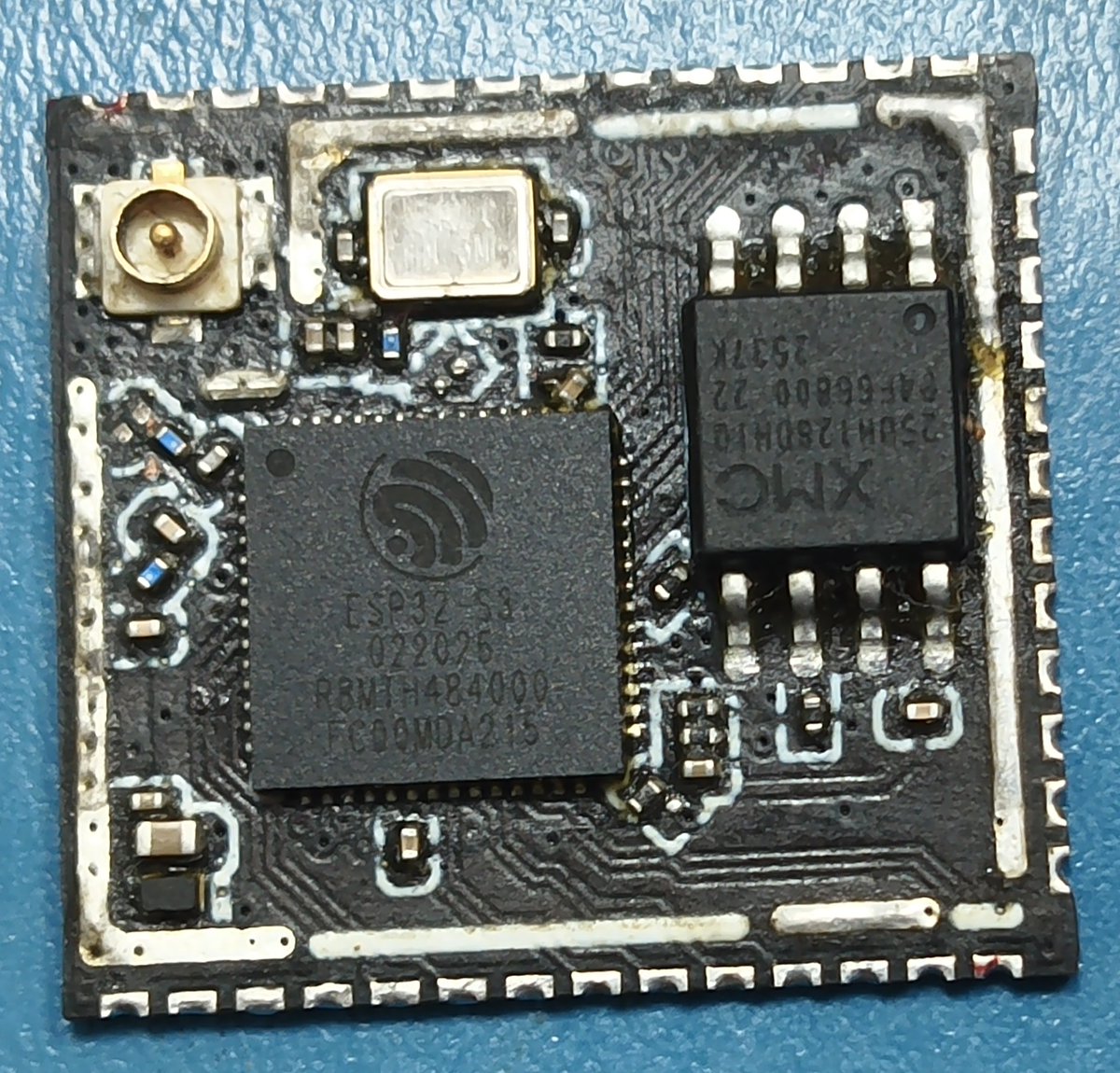 anuragak021's tweet photo. Guys isn't this so cool?
#embedded #vlsi #C #lowlevel #microprocessor #microcontroller #esp32 . https://t.co/Nvc3Be76sv