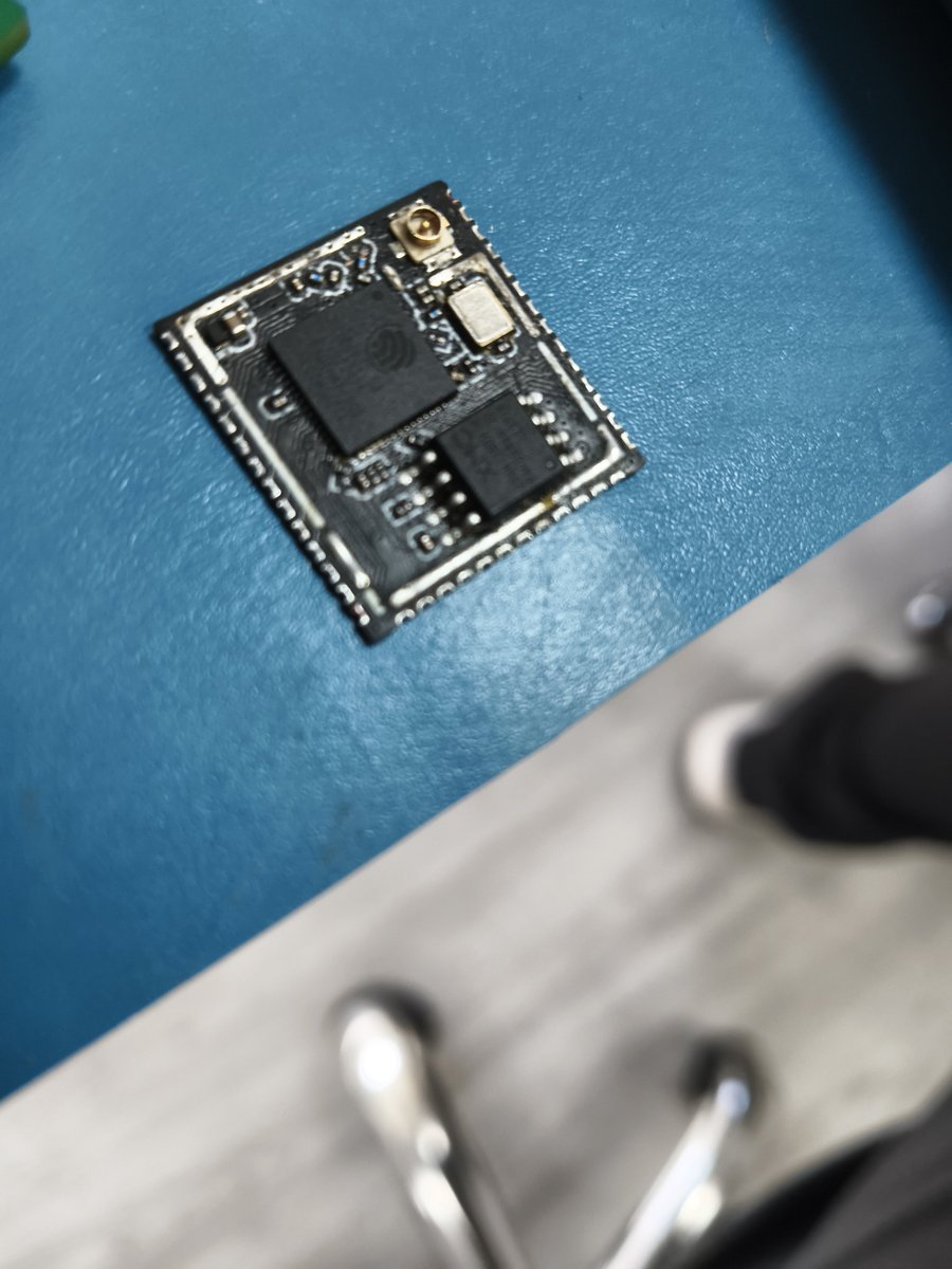 anuragak021's tweet photo. Guys isn't this so cool?
#embedded #vlsi #C #lowlevel #microprocessor #microcontroller #esp32 . https://t.co/Nvc3Be76sv