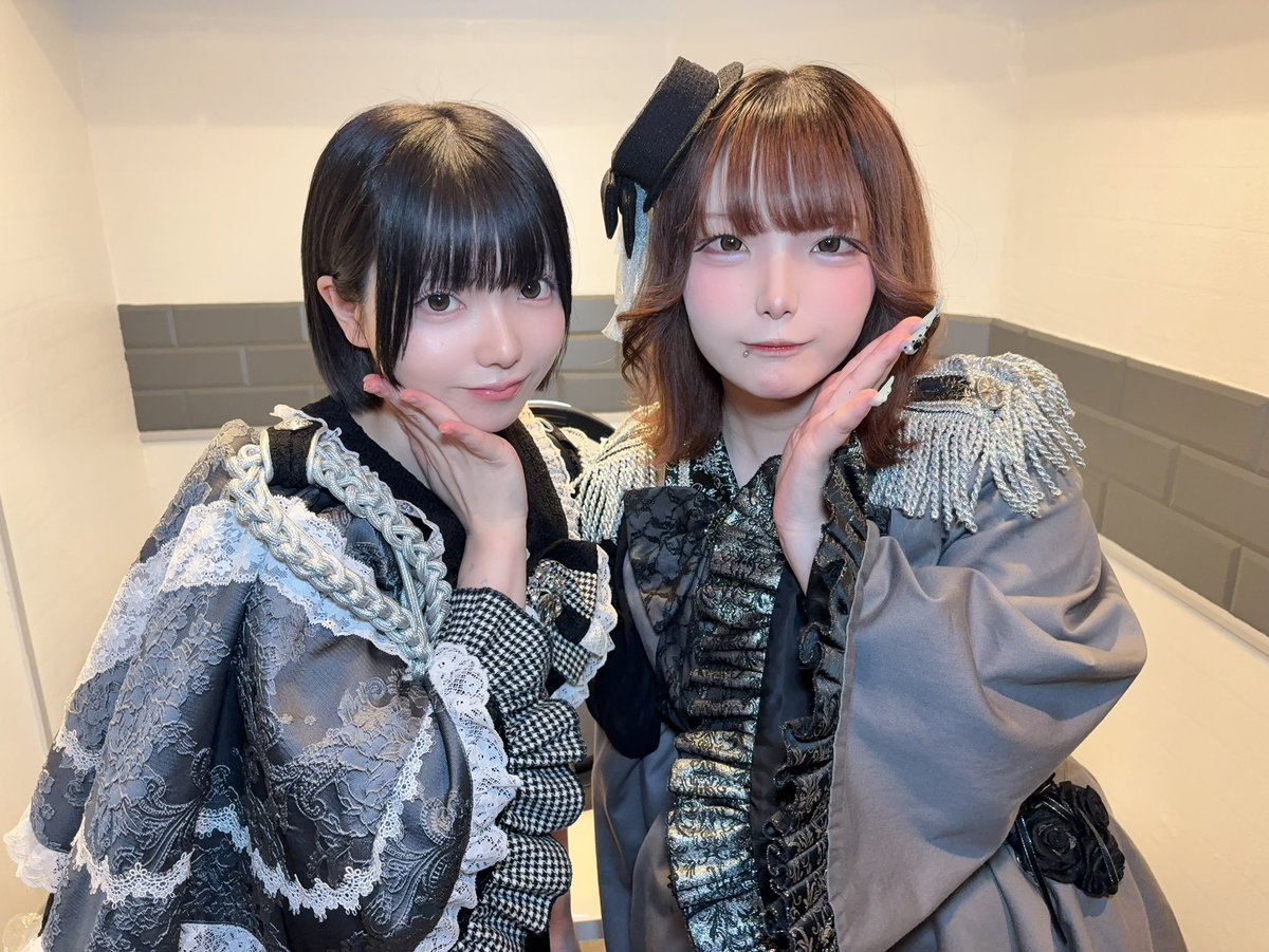 strix_concafe_'s tweet photo. 🎀本日のキャスト🎀

ねる@Nemuny_a0 
ゆな
てて@tete_mizushiro 

🤍遠隔リンク🤍
https://t.co/69uI3XXNc8 https://t.co/4s0CpZKiDB