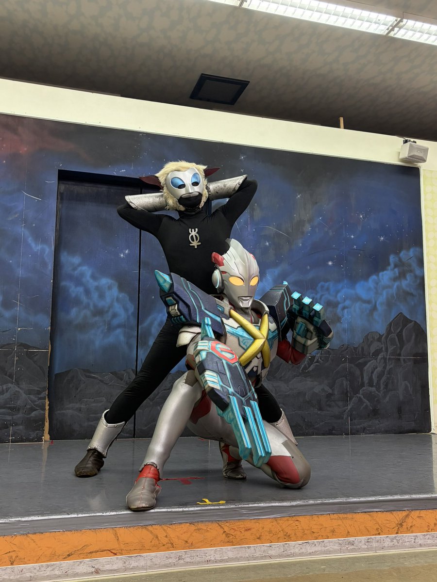 ginmfsrock's tweet photo. エックスとマグマ星人な1日のウルスタでした #ウルトラマンスタジアム https://t.co/OyzPRcWZ4C