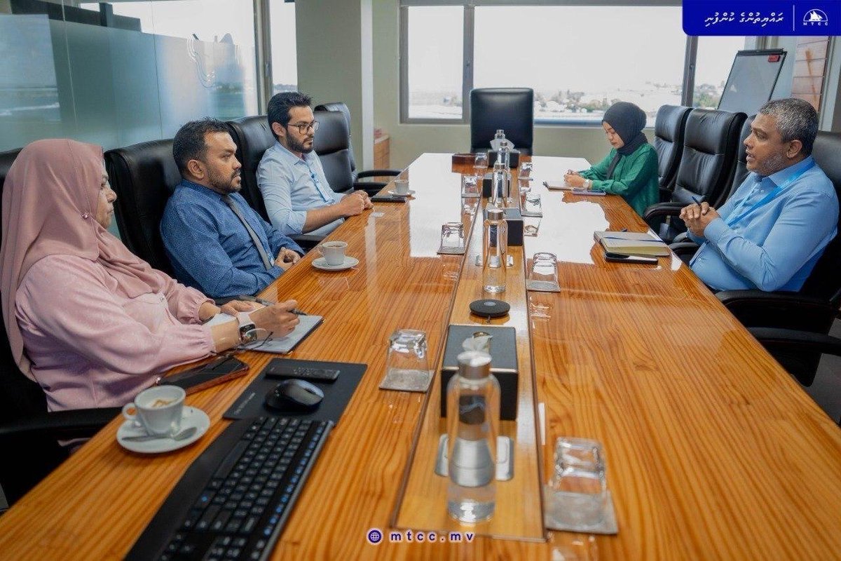 MTCCPlc's tweet photo. Our Chief Operating Officer, Mr. Sinaan Ali and team met with senior officials of Department of National Registration. Discussions focused on introduction of smart Identity Card. 
#RayyithungeKunfuni https://t.co/7yxLir6kBX