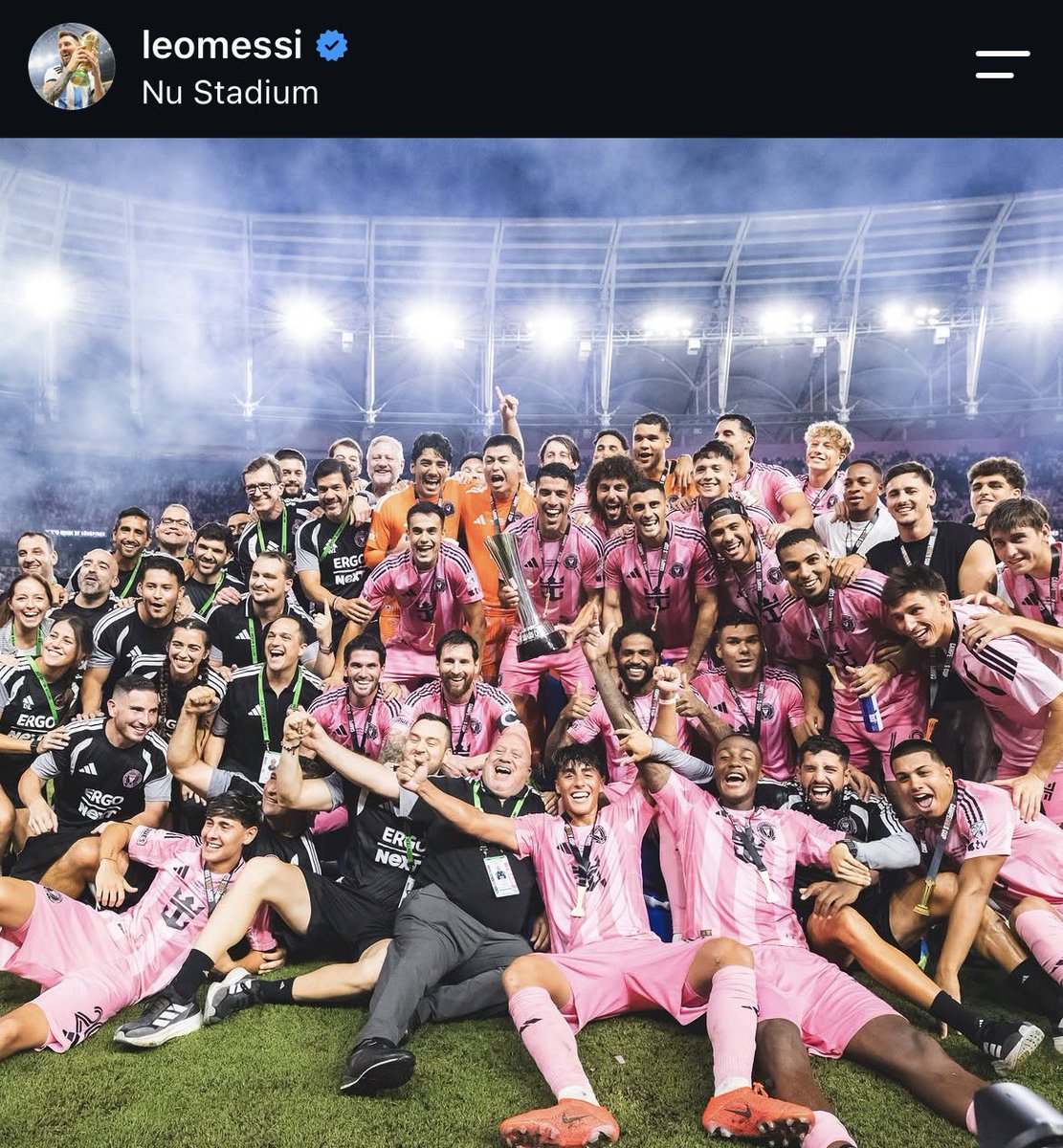 GBarca_'s tweet photo. Once again, he didn’t make a single post of himself with the MOTM award 😭 https://t.co/4ia1137ibU