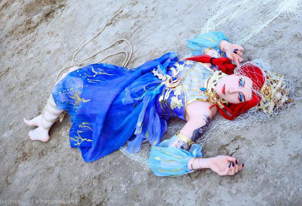 LoiseFreeddyg's tweet photo. The unheard are doomed to be slaughtered, like fish in a net. " First Naiad post. Photo: @silverzoeshoots_ 
Edit by me: @3ve_capture 
Shibari: @sunny. coser_ https://t.co/tUFviKPw5U