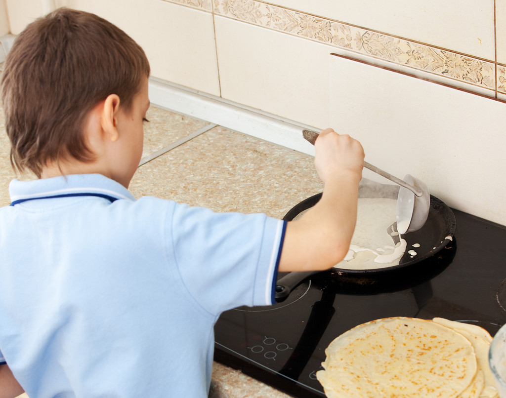 as8hleyemil9yco's tweet photo. Sunday morning pancakes with the kiddo , messy hands, big grins, and zero rush—this is the good stuff. https://t.co/GBZSzQ3V5f