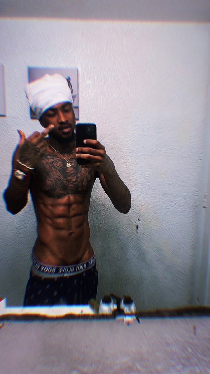 mar1kash's tweet photo. Done tricking come trick on me https://t.co/hC6xa8BW8G