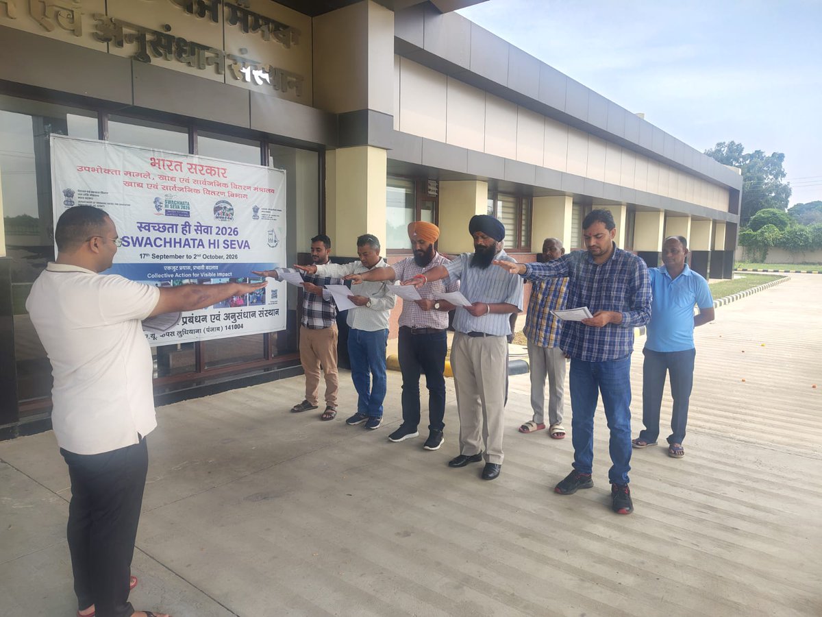 igmrihapur's tweet photo. IGMRI Field Station, Ludhiana, took the Swachhata Pledge, followed by a cleanliness drive on the campus.

At IGMRI Field Station, Hyderabad, an Art Competition was organized at a nearby Government School, with prizes distributed to the selected students.

#SwachhataHiSeva #IGMRI https://t.co/LP9vz28LwT