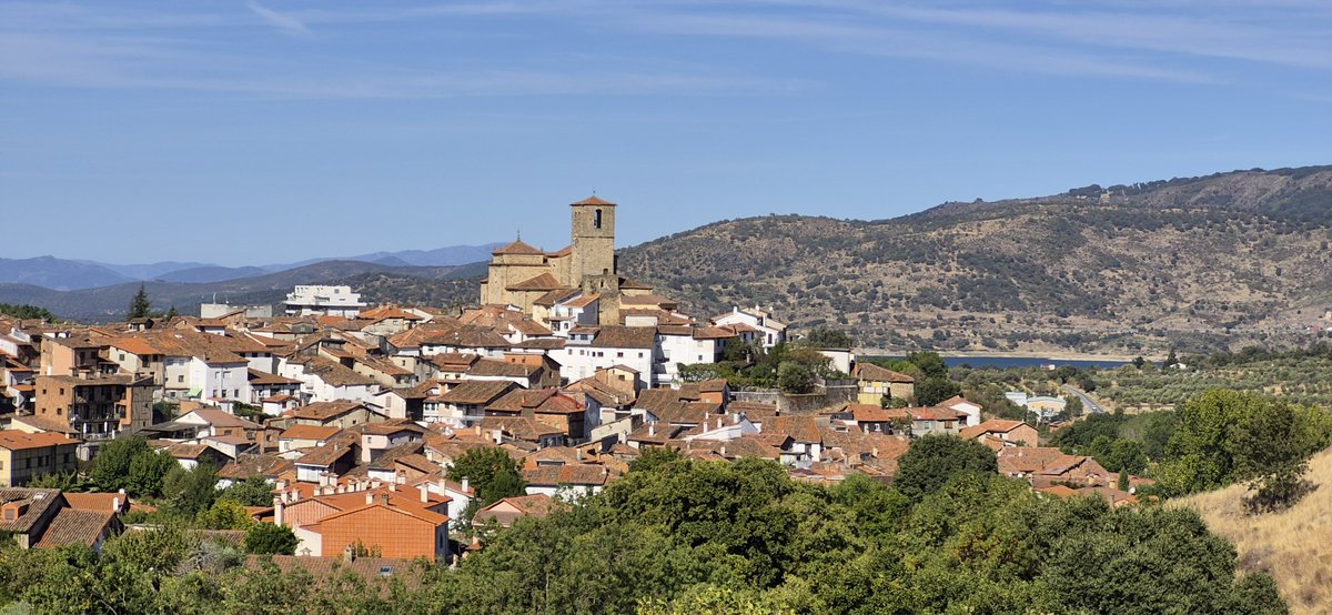 antoniodl_'s tweet photo. Hervás 21 °C. https://t.co/P2WqaNFwPg