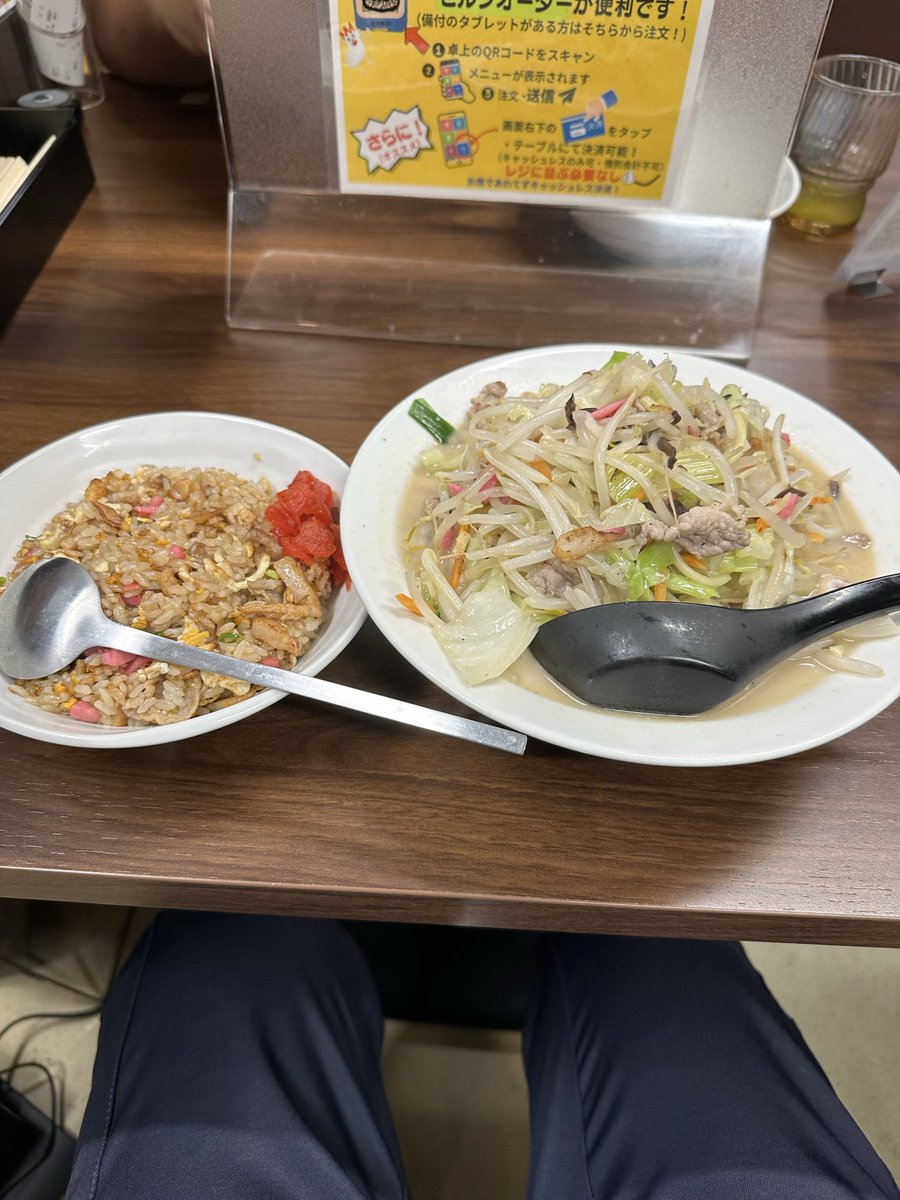 kyushuarcher's tweet photo. 三本の指に入る美味しい焼き飯でした😁 https://t.co/ZzKQdqppgO