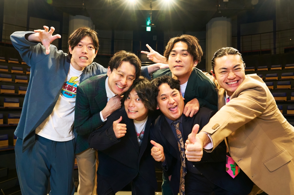 qj_web's tweet photo. #トーキョーマンゲキフェス2026　リーダーの滝音×9番街レトロ×ゼロカランに聞く
“東京吉本”の魅力とフェスの注目ポイント✨

東京は「輪で笑いを取る“輪笑い”」
https://t.co/2cAAv53VaW https://t.co/4BWUdATEdu